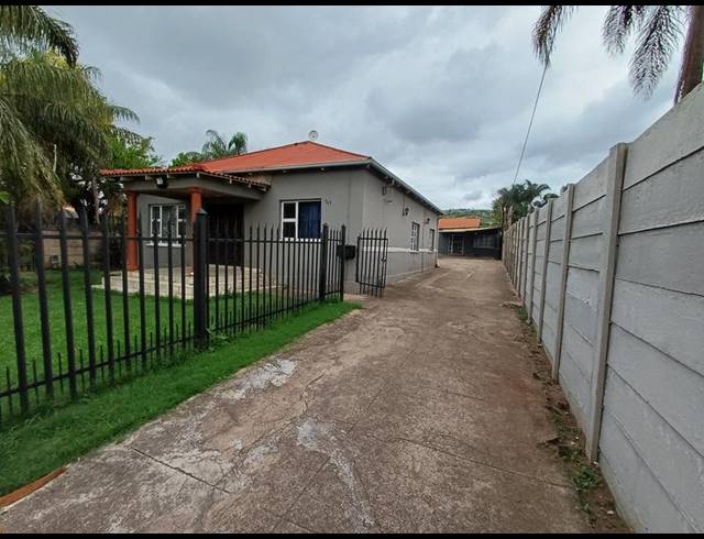 3 BEDROOM PROPERTY TO RENT IN PRETORIA GARDENS